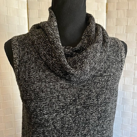 Two Vince Camuto Womens Waffle Knit Cowl Neck Sweater Size Small Classic Preppy - Picture 7 of 12